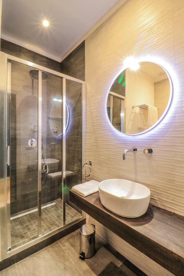 Le Stanze Di Virgilio Otel Napoli Dış mekan fotoğraf